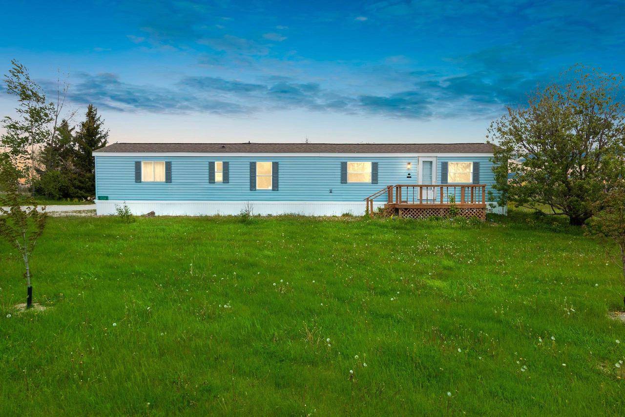 10108 CTY RD X, Casco, WI 54205