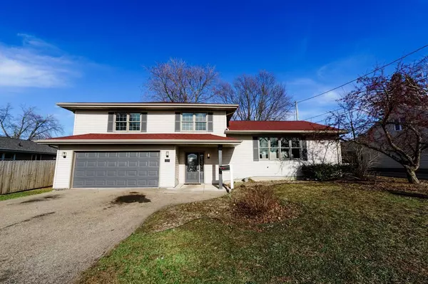 709 LAKECREST DRIVE, Menasha, WI 54952