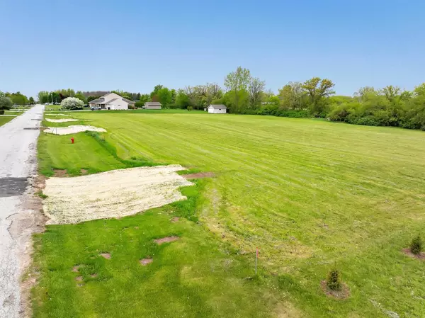 EDMUND ROAD, New Franken, WI 54229