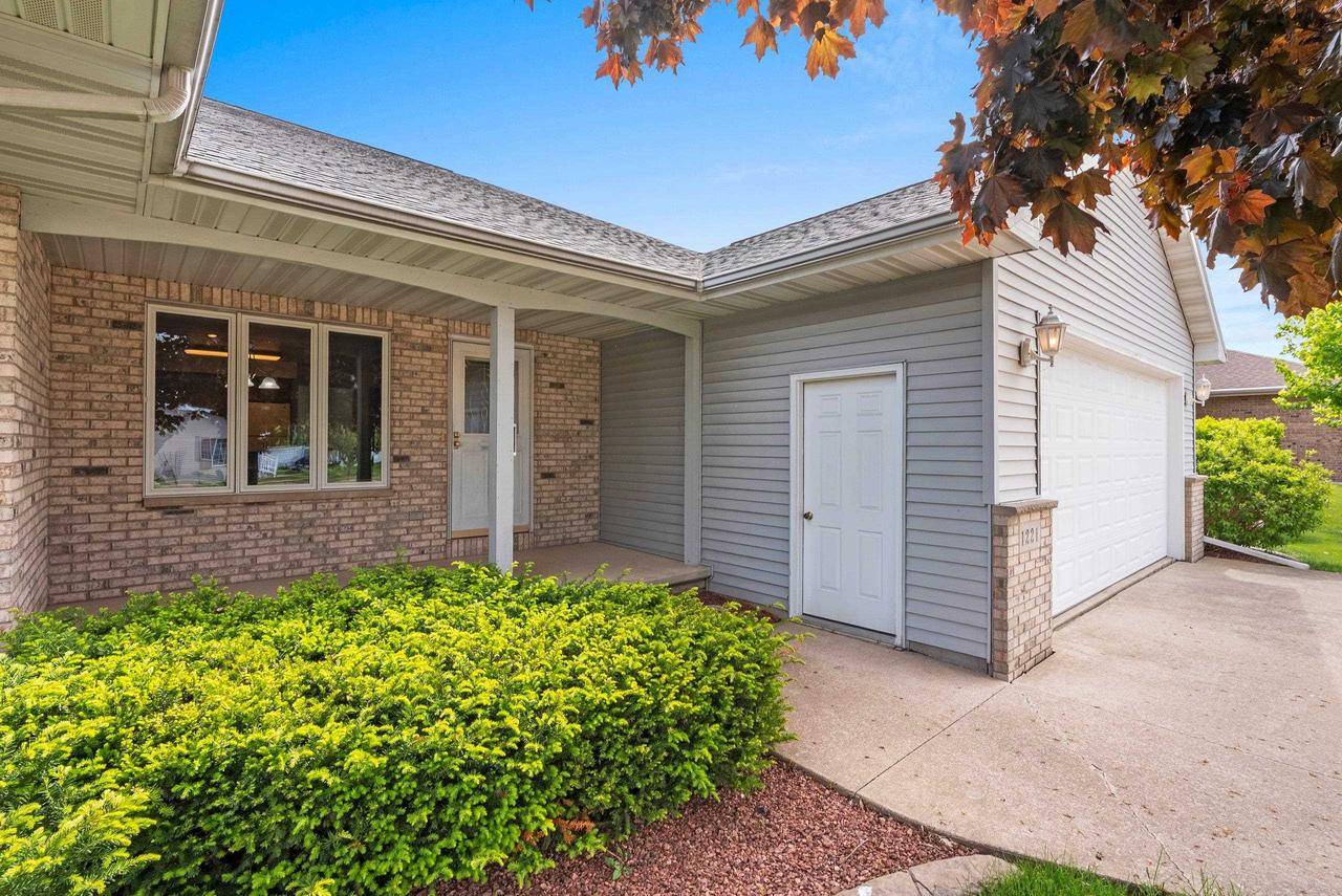 1221 CHERRY STREET, Kaukauna, WI 54130