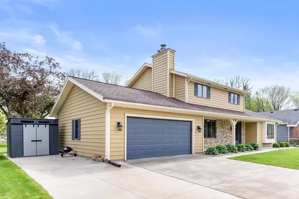 Menasha, WI 54952,1405 EUGENE STREET