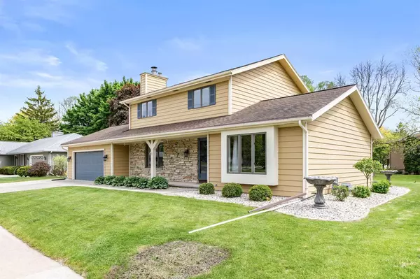 Menasha, WI 54952,1405 EUGENE STREET