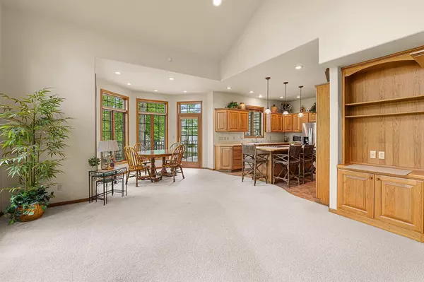 Fond Du Lac, WI 54937,705 RED FOX