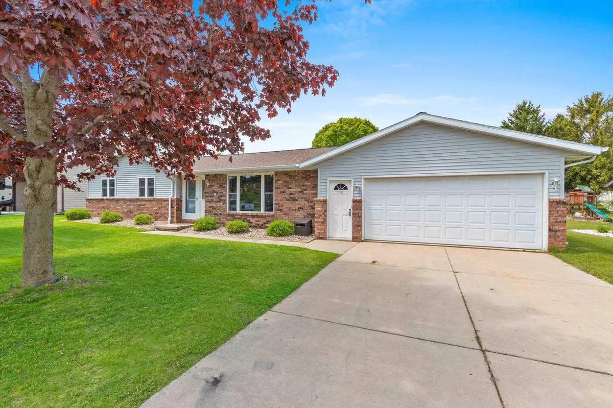 Luxemburg, WI 54217,1313 SUN TERRACE STREET