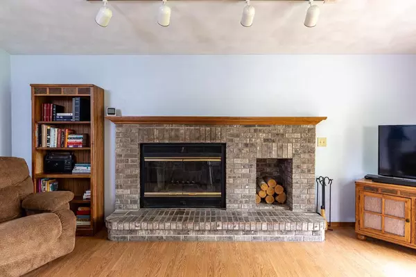 Neenah, WI 54956,1074 PENDLETON ROAD