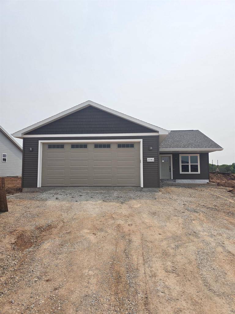 2041 WHITE DOVE LANE, Kaukauna, WI 54130