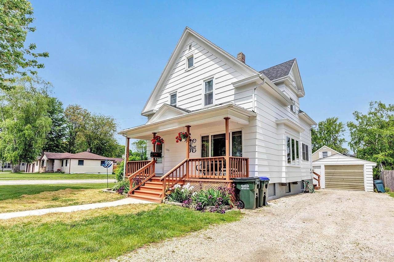 1223 STEELE STREET, Algoma, WI 54201
