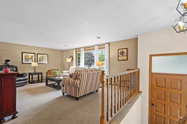 Menasha, WI 54952,1266 HOME AVENUE