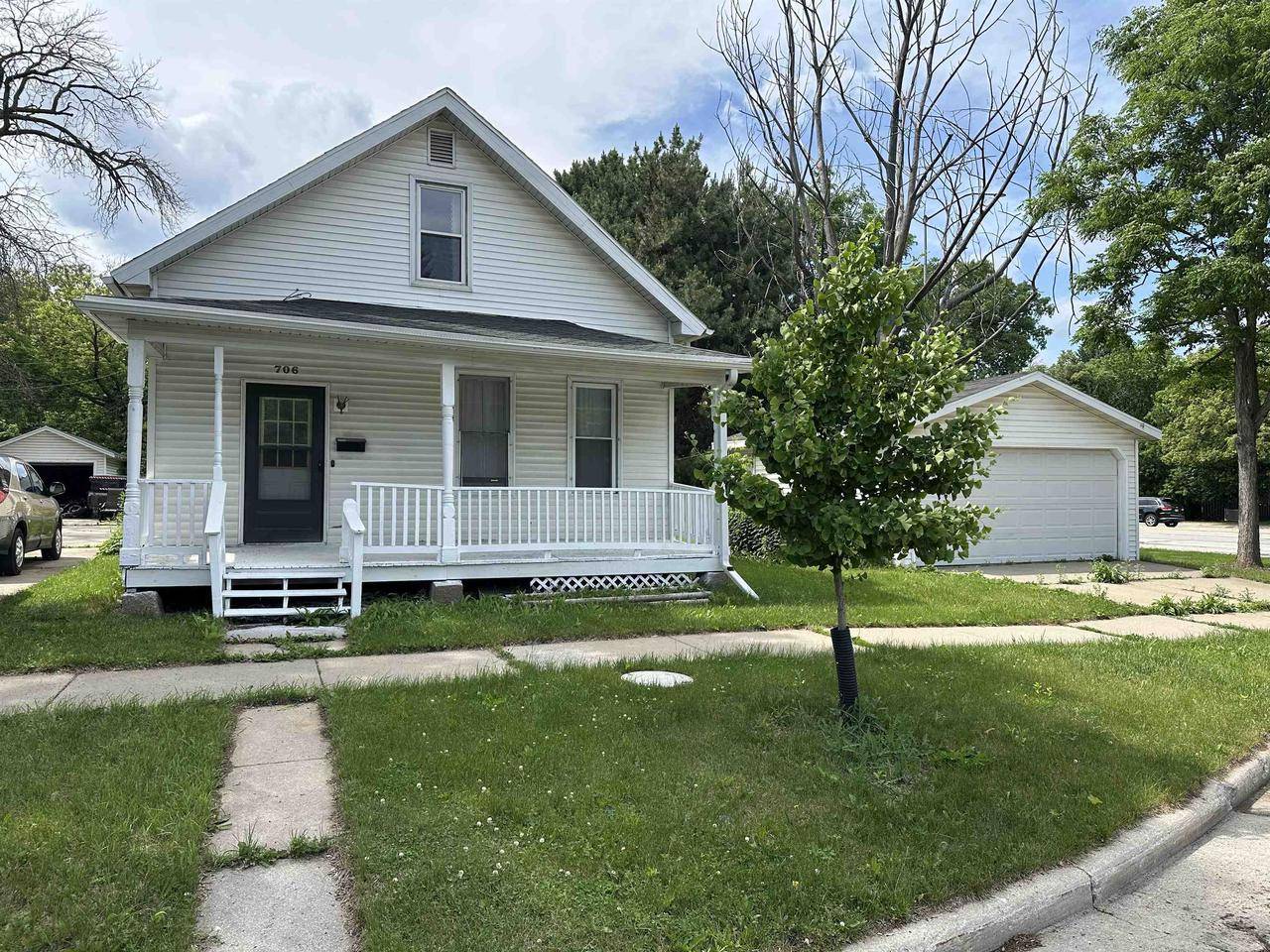 706 S NORWOOD AVENUE, Green Bay, WI 54304