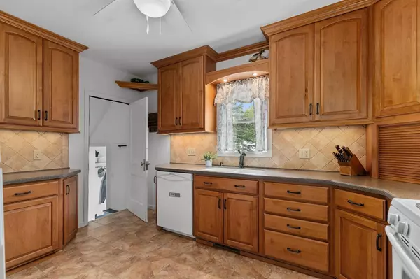 Neenah, WI 54956,206 WEBSTER STREET