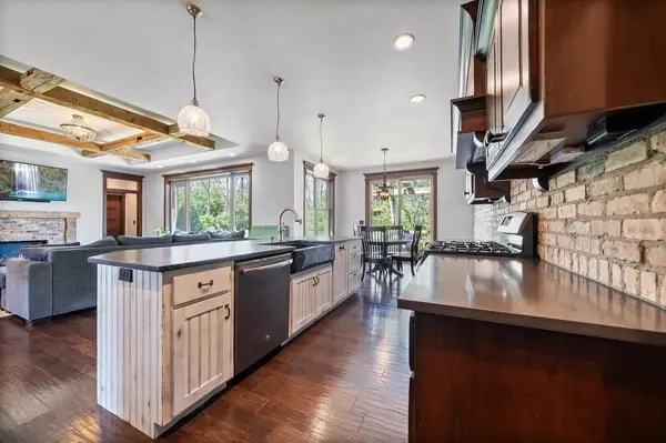 Green Bay, WI 54313,2012 NORTH GATE ROAD