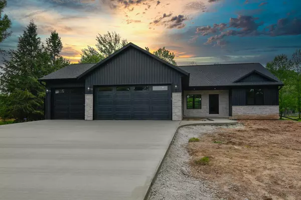 N4775 LARGO LANE, Krakow, WI 37541