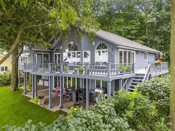 New Franken, WI 54229,5913 SHORE ACRES ROAD