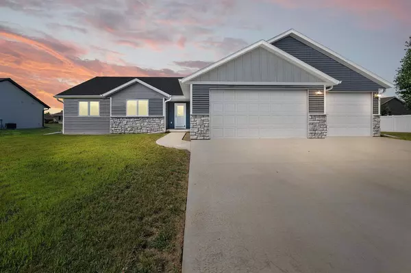 310 PRAIRIE FOX DRIVE, North Fond Du Lac, WI 54937