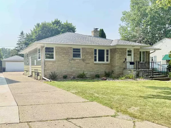 594 CLARK STREET, Fond Du Lac, WI 54935