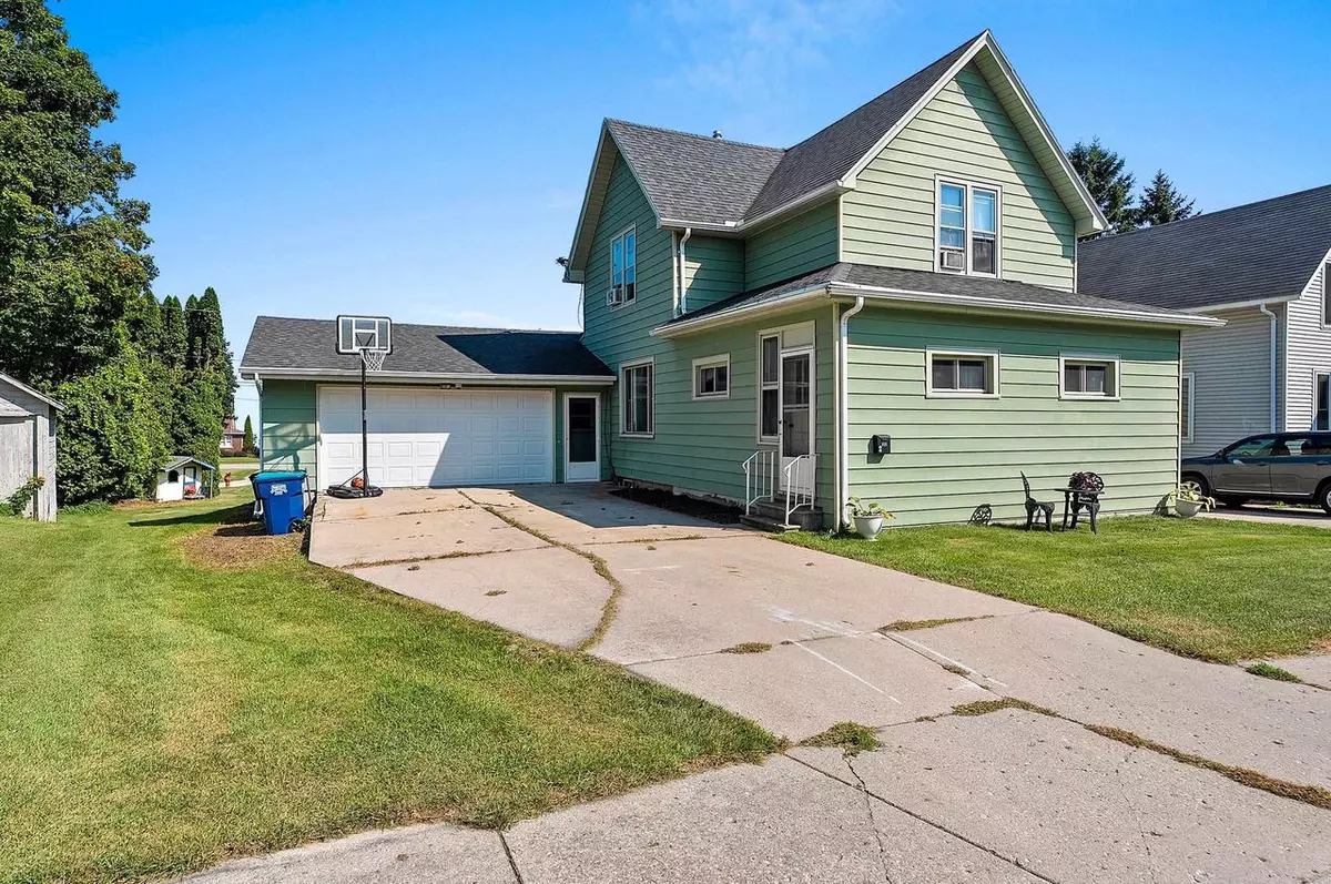 Kewaunee, WI 54216,1126 DODGE STREET