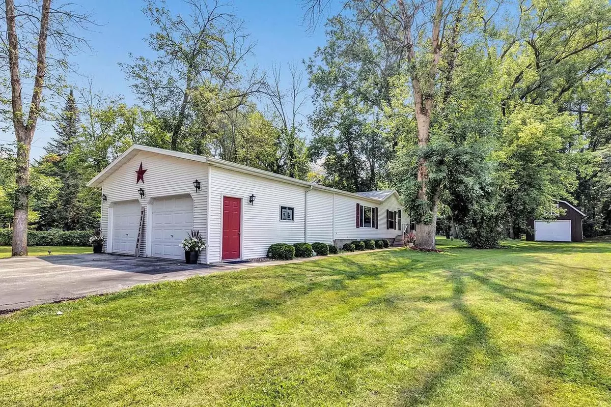 Suamico, WI 54173,1383 RIVERSIDE DRIVE