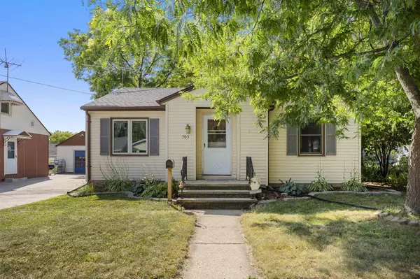 705 6TH STREET, Menasha, WI 54952