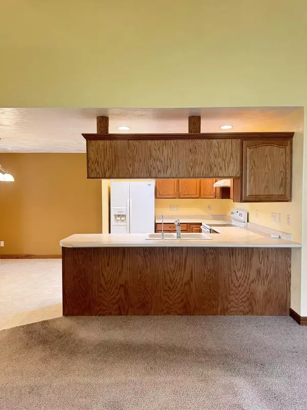 Waupaca, WI 54981,203 VISTA COURT