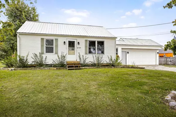 6793 DEUSTER STREET, Greenleaf, WI 54126