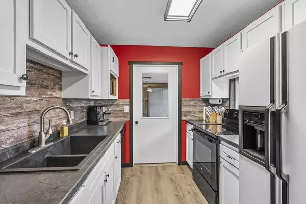 New London, WI 54961,907 W BEACON AVENUE