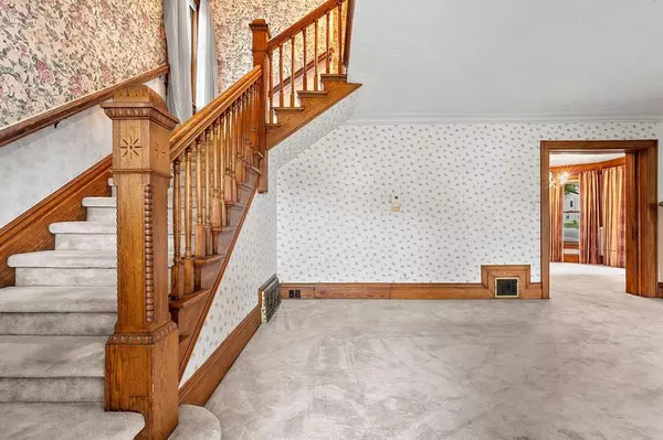 Kaukauna, WI 54130,700 DESNOYER STREET