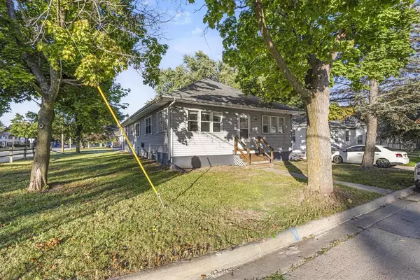 1401 MCCORMICK STREET, Green Bay, WI 54301