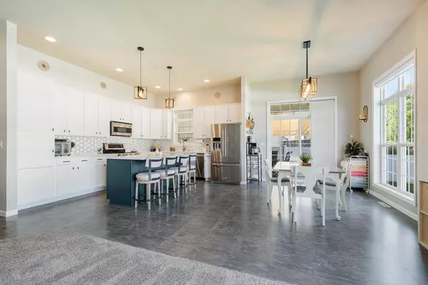 Appleton, WI 54913,2184 W NOELLE LANE