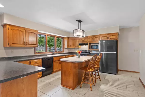 Green Bay, WI 54313,486 DEWEY DECKER DRIVE