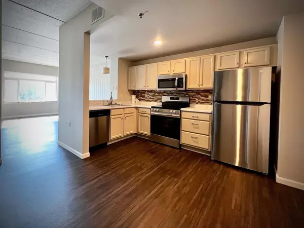 Appleton, WI 54911,400 N RICHMOND STREET #316