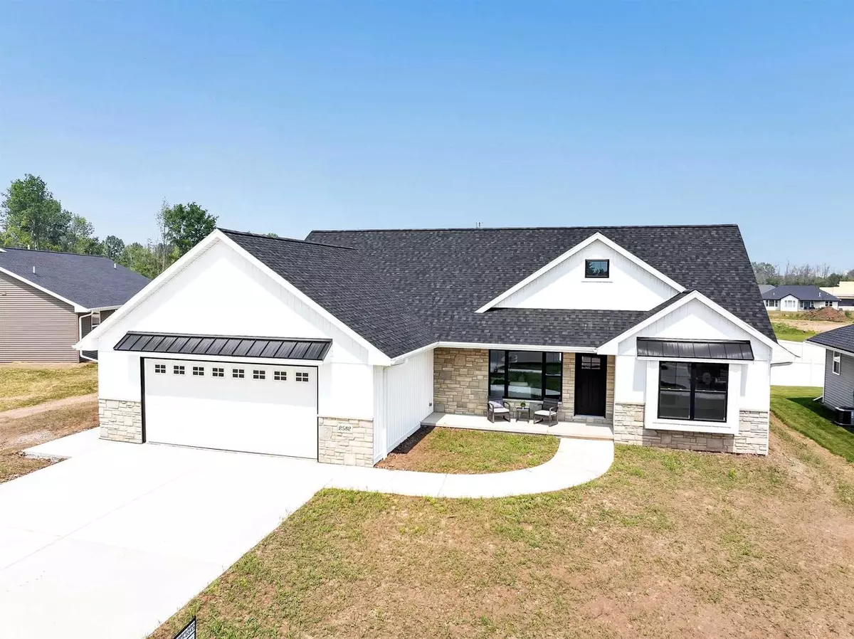 De Pere, WI 54115,2582 S STELLITA CIRCLE