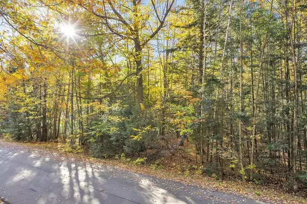 WEDGEWOOD DRIVE, Little Suamico, WI 54141