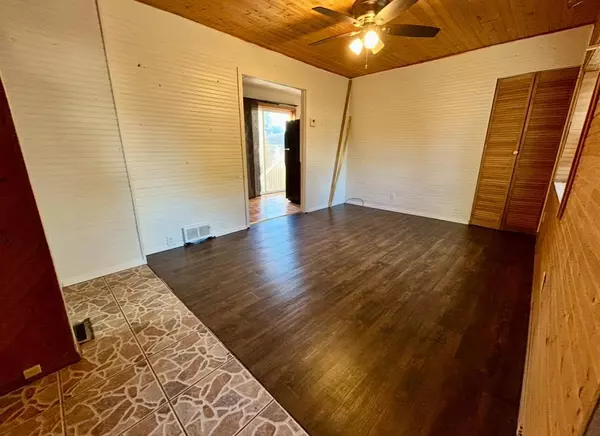 Fond Du Lac, WI 54935,372 EVERGREEN AVENUE