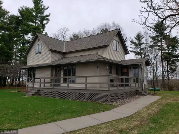 N7614 690th St, Beldenville, WI 54003