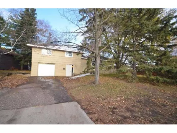 6124 Scott Ave, Brooklyn Center, MN 55429