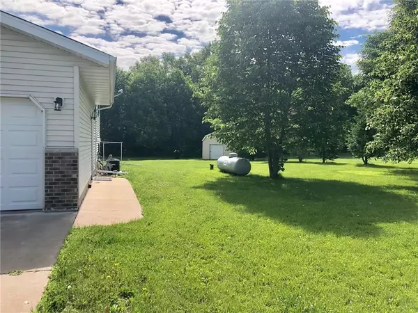 Cadott, WI 54727,8981 253rd St