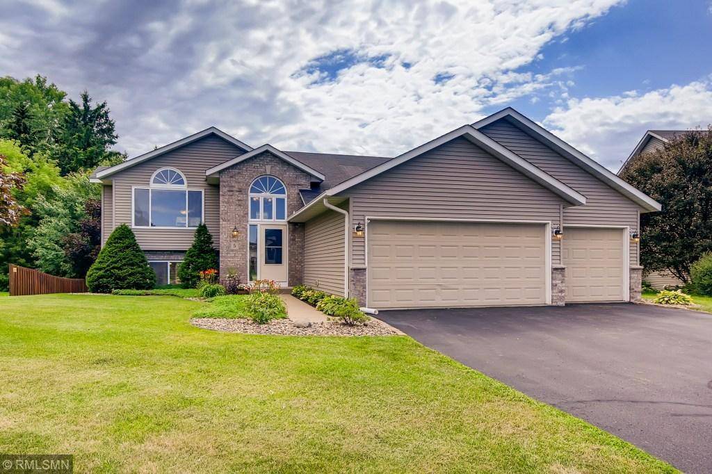 5 Windsor Wood Path,  Hudson,  WI 54016