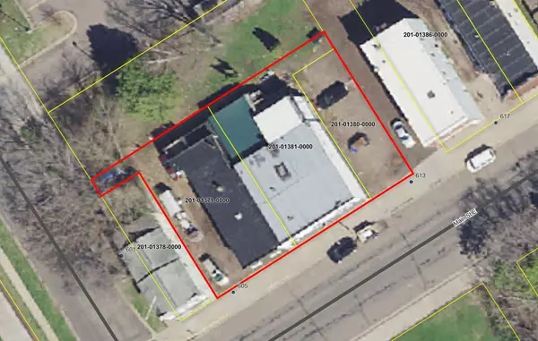 Ashland, WI 54806,605-611 Main St E