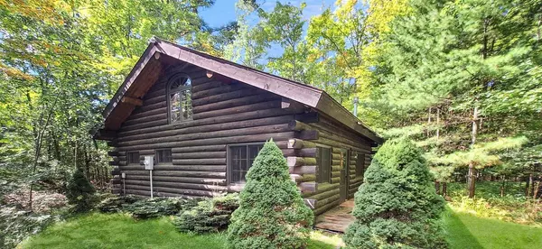 La Pointe, WI 54850,465 Mondamin Tr