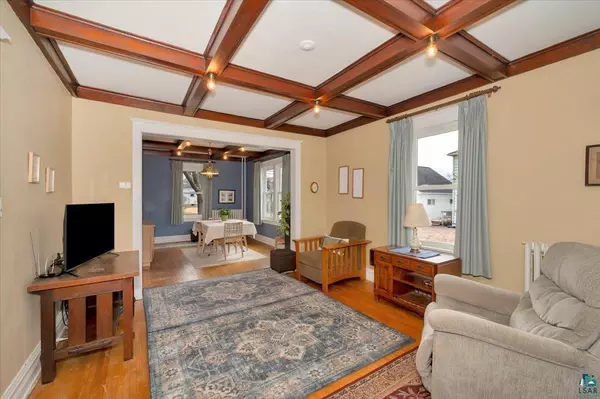 Superior, WI 54880,814 N 20th St