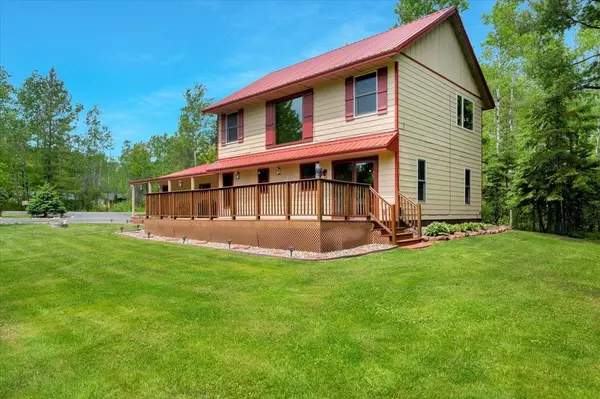 South Range, WI 54874,4344 S County Rd U