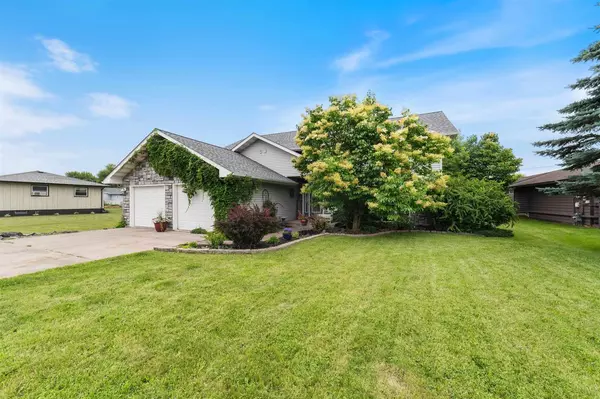 Superior, WI 54880,1722 Washington Ave