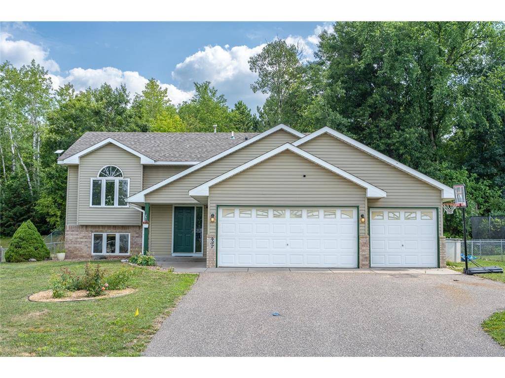 Somerset, WI 54025,437 Somerset Lane