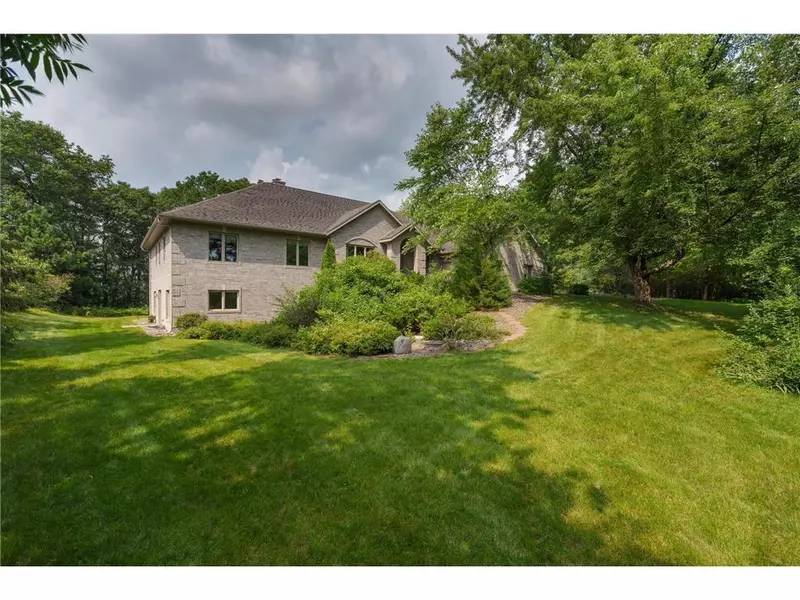 1420 Lake Road, Altoona, WI 54720