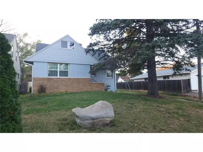 1365 Woodbridge Street, Saint Paul, MN 55117