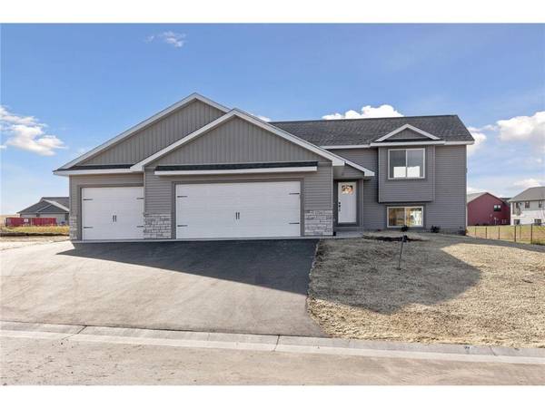 194 Pintail Street, Baldwin, WI 54002