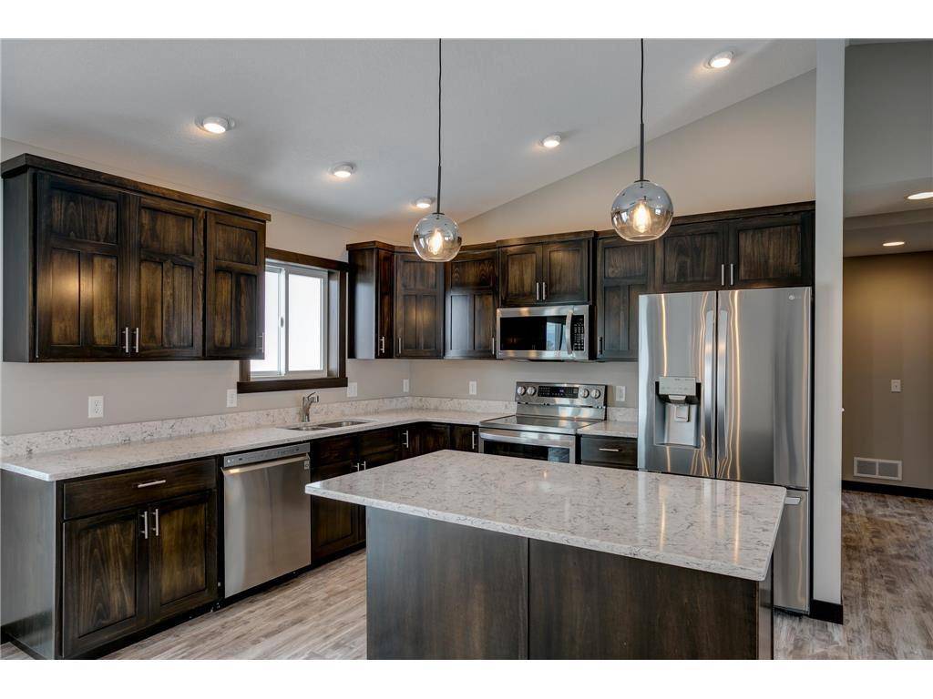 540 Gopher Court, New Richmond, WI 54017