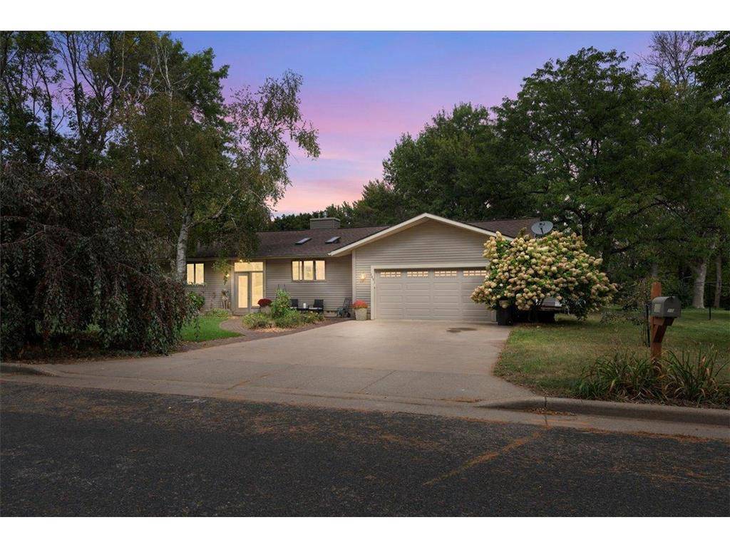 105 W Tower Street, Roberts, WI 54023