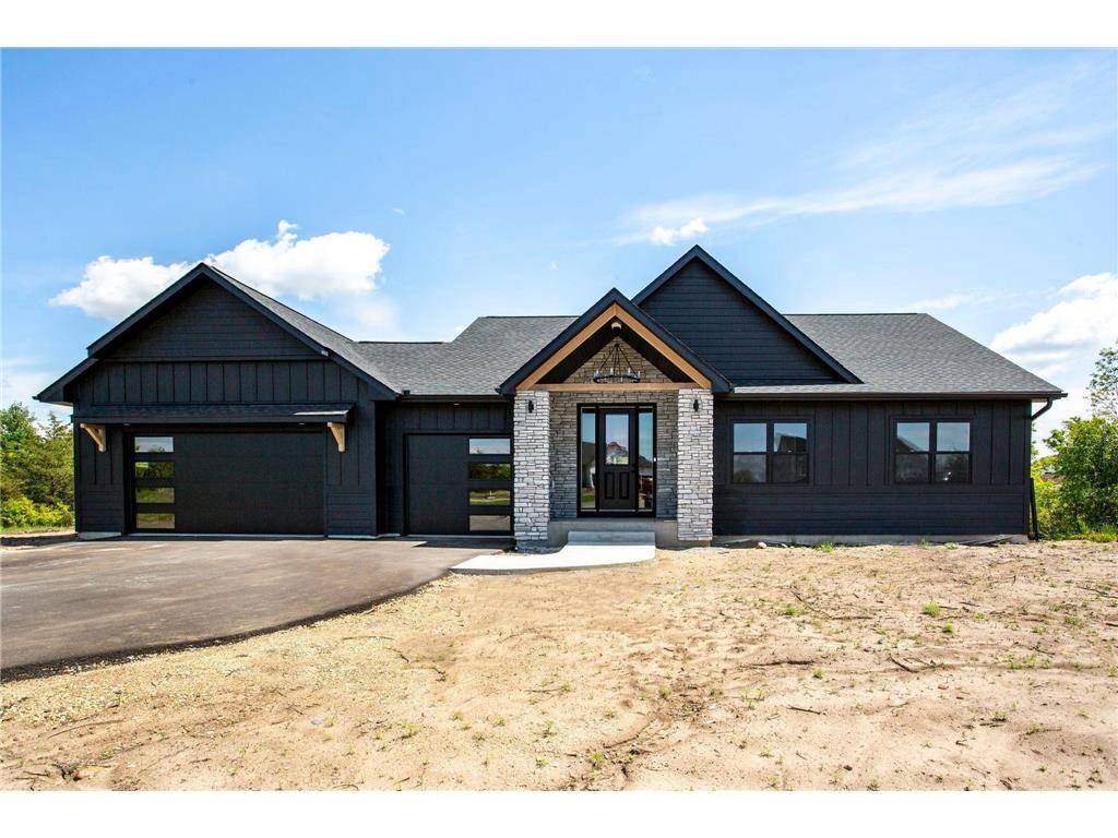 415 Moelter Lane, Hudson, WI 54016