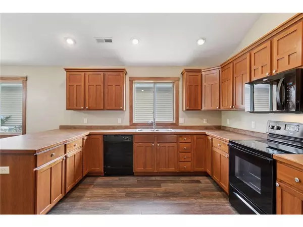 River Falls, WI 54022,146 W Cemetery Road